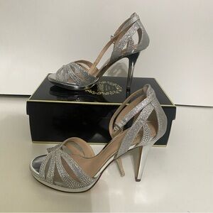 I. Miller Ramona Silver Embellished Heeled Sandals size 6.5